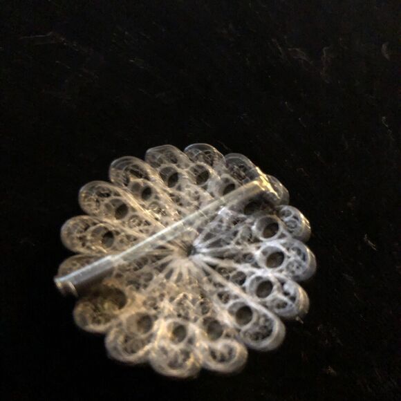 Vintage Oxidized Silver 925 Filigree Blooming Flower Dotted Round Pin Brooch - Picture 7 of 7
